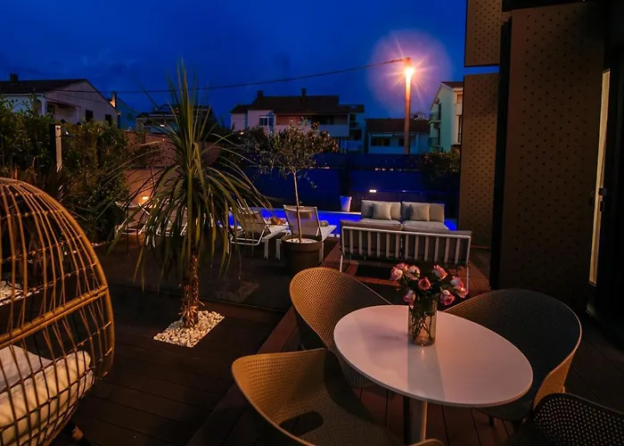 Dedaj - Almaro With Heated Pool