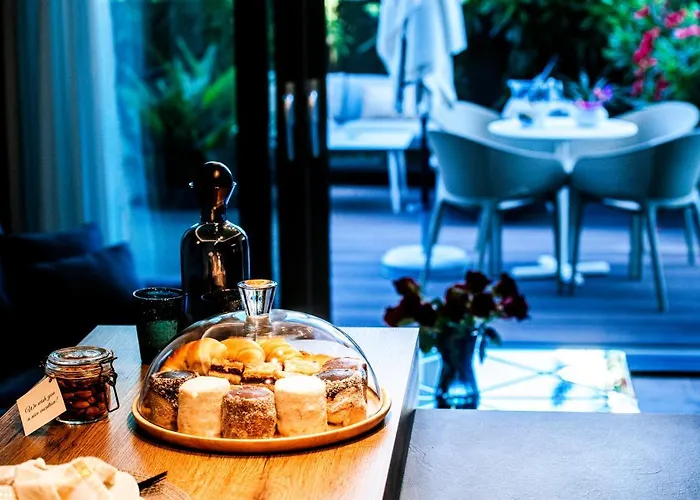 Lägenhet Dedaj - Almaro With Heated Pool Zadar