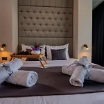 아파트 Dedaj - Almaro With Heated Pool *