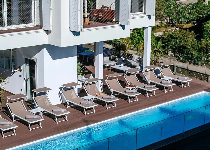 Appartement Dedaj - Almaro With Heated Pool