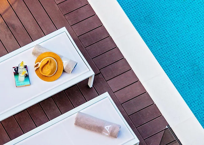 Dedaj - Almaro With Heated Pool Zara